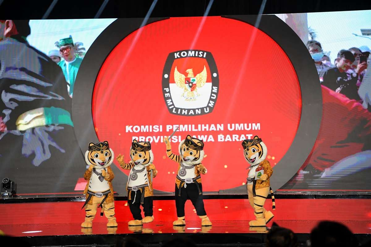 Tampilan "Sili" dan "Wangi" yang ditetapkan sebagai maskot Pilkada Jawa Barat tahun 2024. (Foto: jabarprov.go.id)