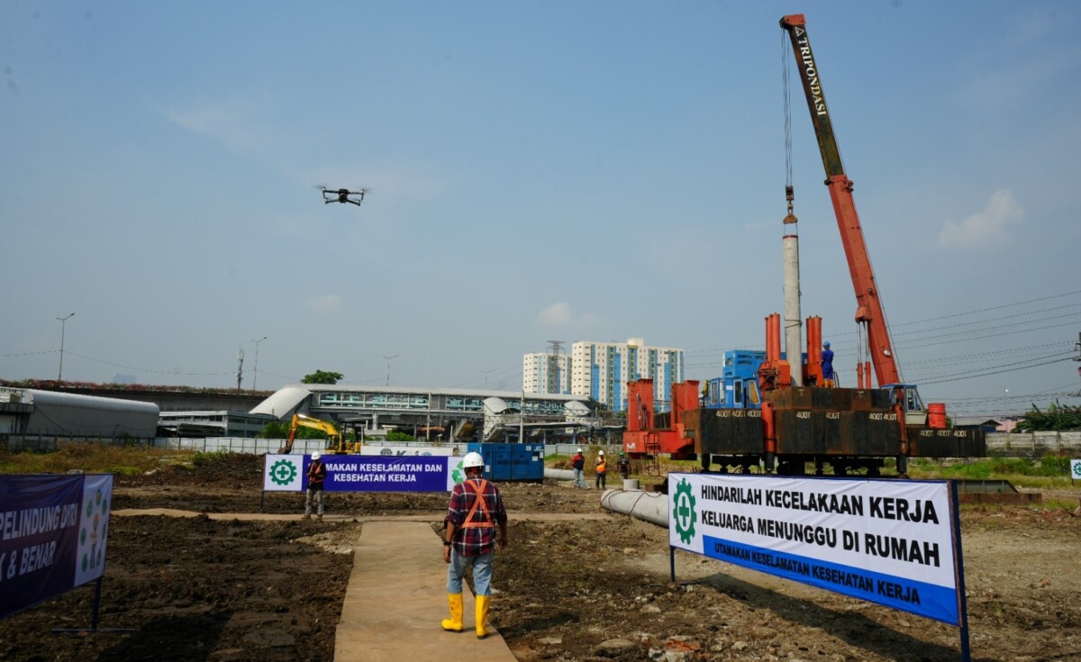 Stasiun Tanah Abang di Jakarta Pusat sedang dalam proses pengembangan,yang ditargetkan selesai pada akhir 2024. (Foto: dephub.go.id)  
