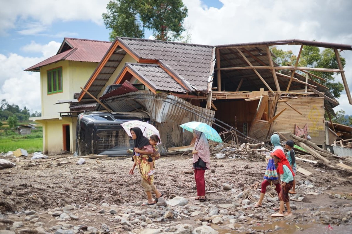 Kondisi pada beberapa titik di Pulau Sumatra pasca bencana di Aceh, Sumbar dan Sumut. (Foto: Istimewa)