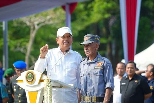 Gubernur Jawa Barat Dedi Mulyadi (baju putih). (Foto: jabarprov.go.id)
