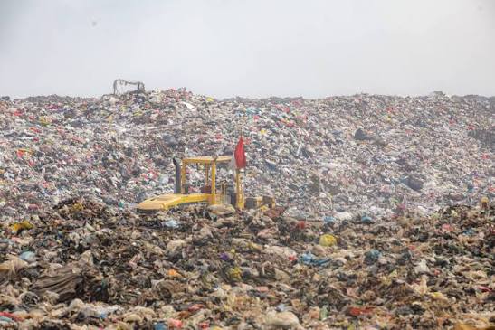 Ilustrasi sampah di TPA. (Foto: Istimewa)